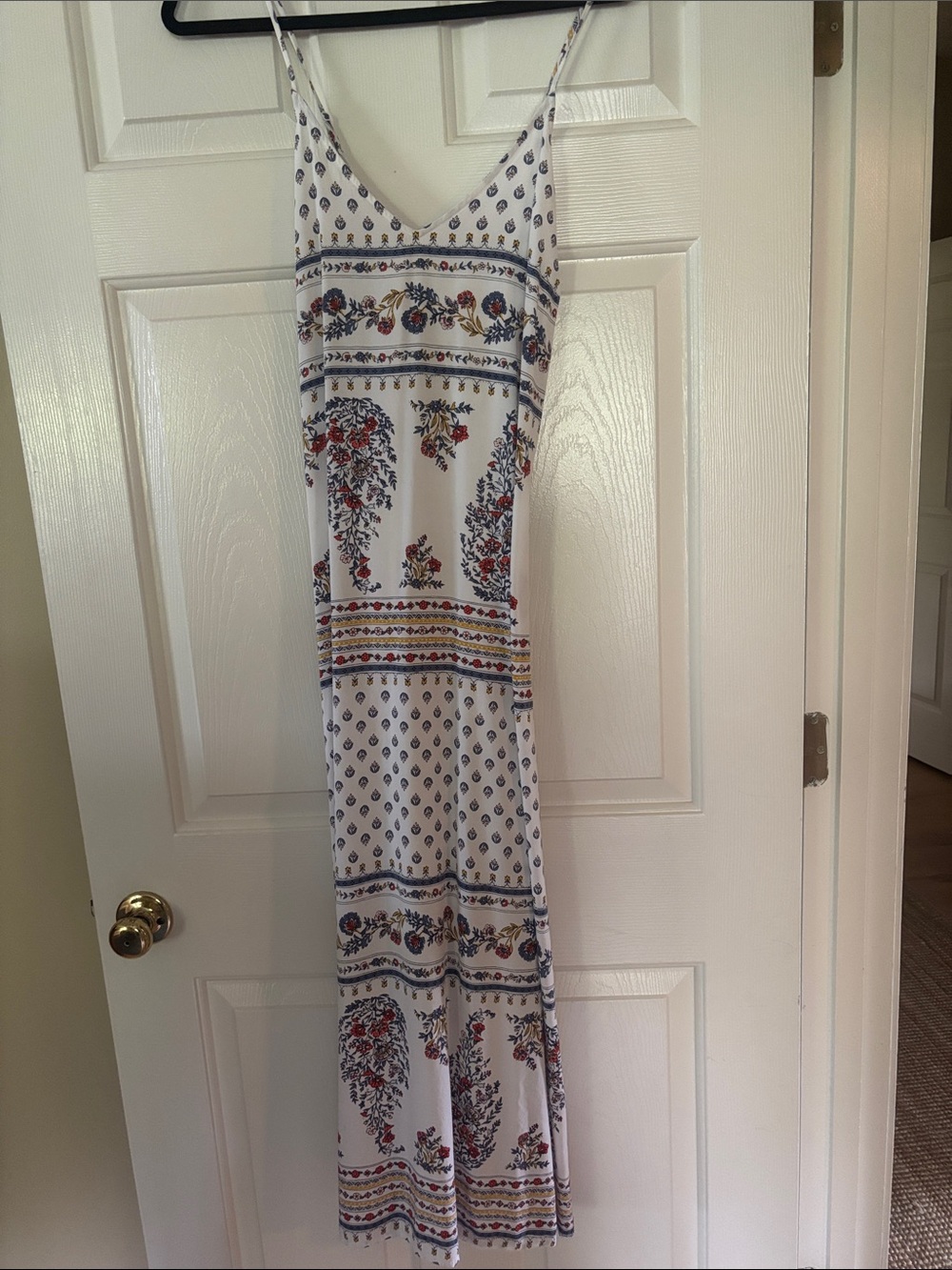 Old Navy White Floral Border Print Maxi Dress